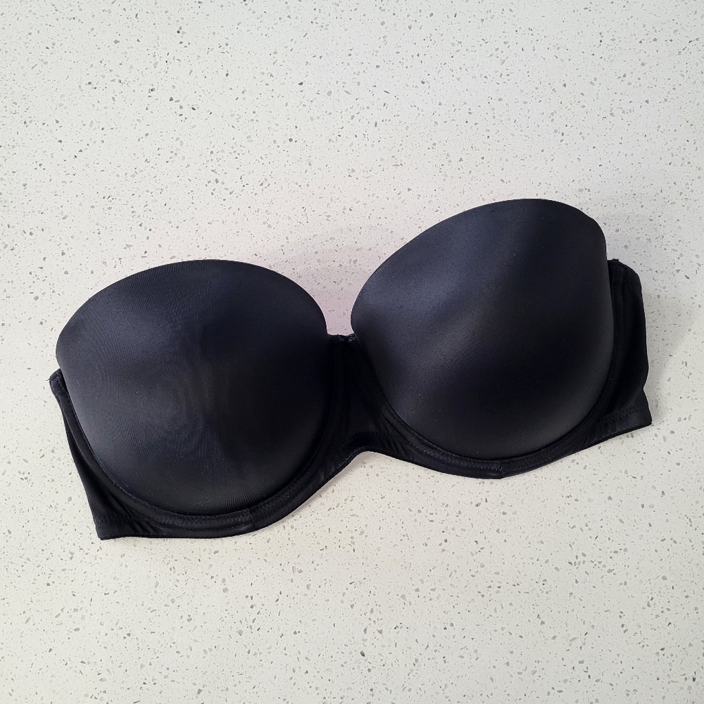 VS PINK Strapless Push Up Bra 36D Black Wear Everywhere No Straps